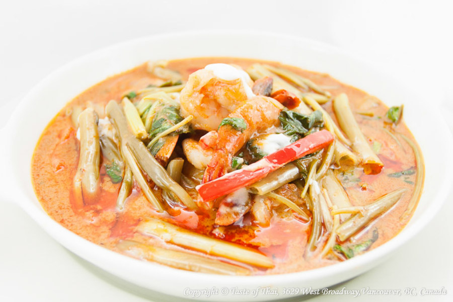 Tom Kha